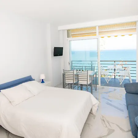 Cubo's Estudio Castillo De Santa Clara Apartment Torremolinos